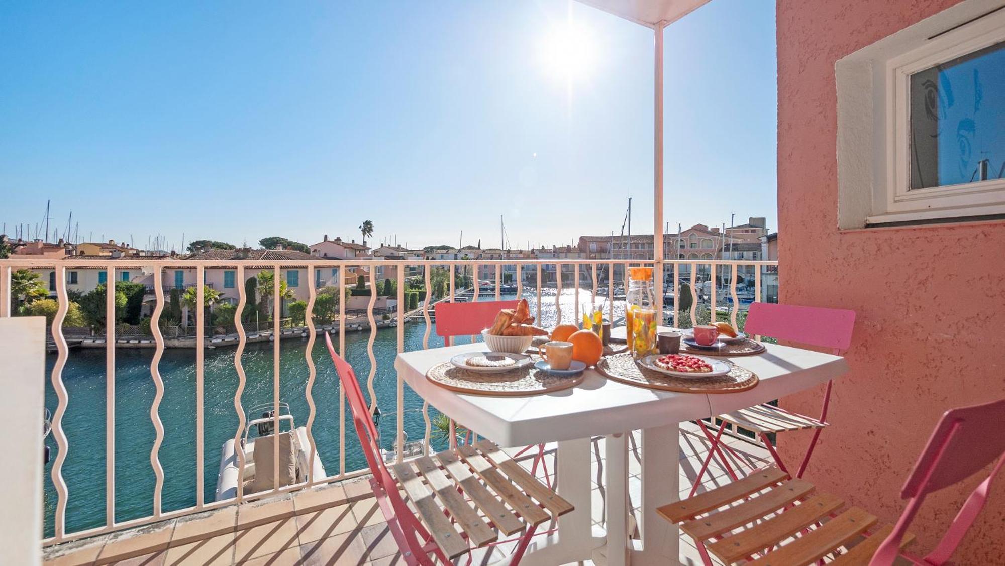 Casa Nostra, Port-Grimaud, Vue Sur Les Canaux ภายนอก รูปภาพ